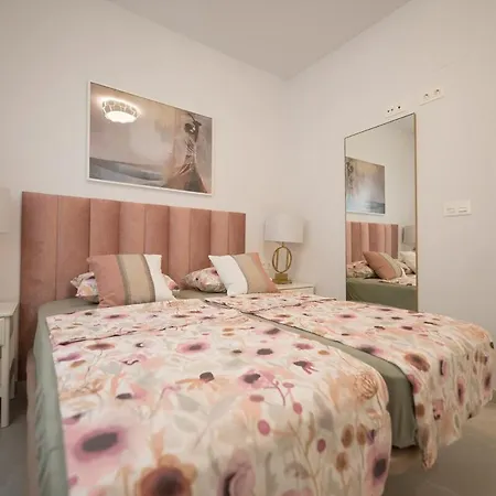 Yourspain S221b Apartament
